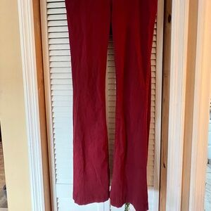 Early 2000s low rise red flares 30"